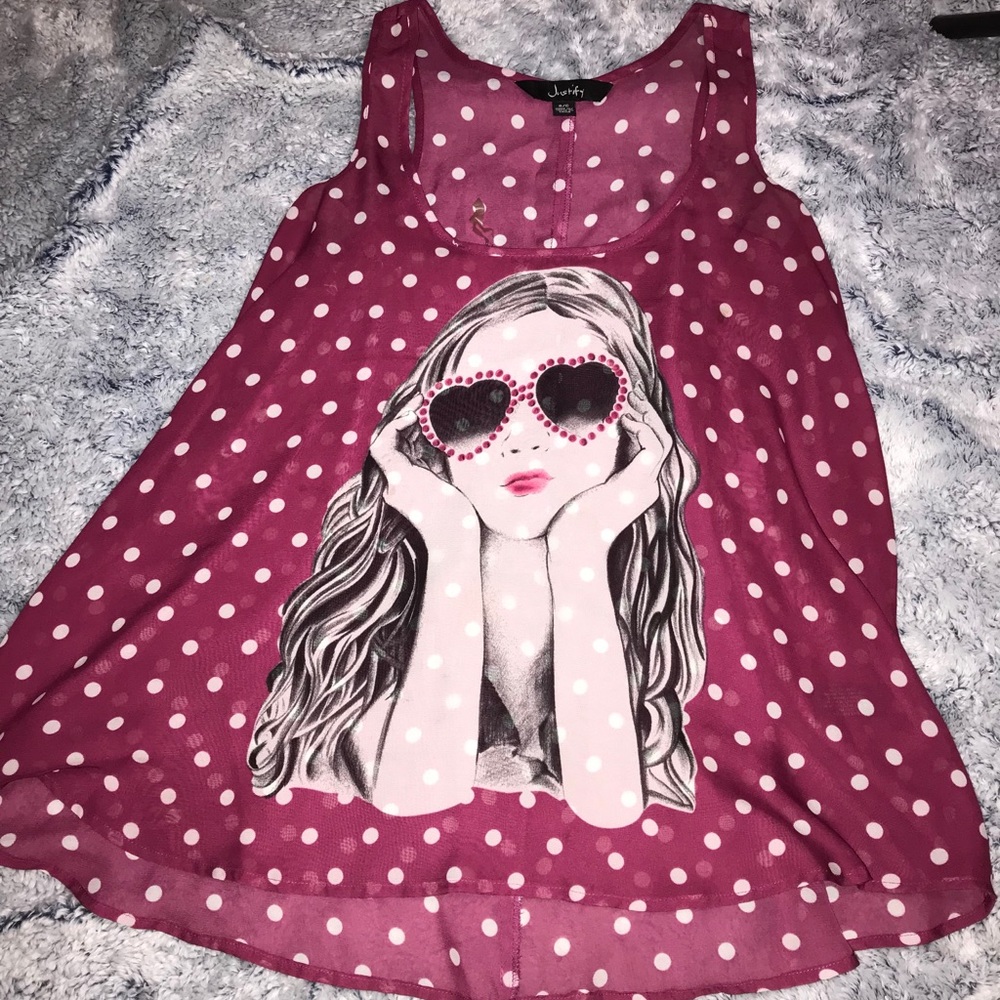 purple tank top